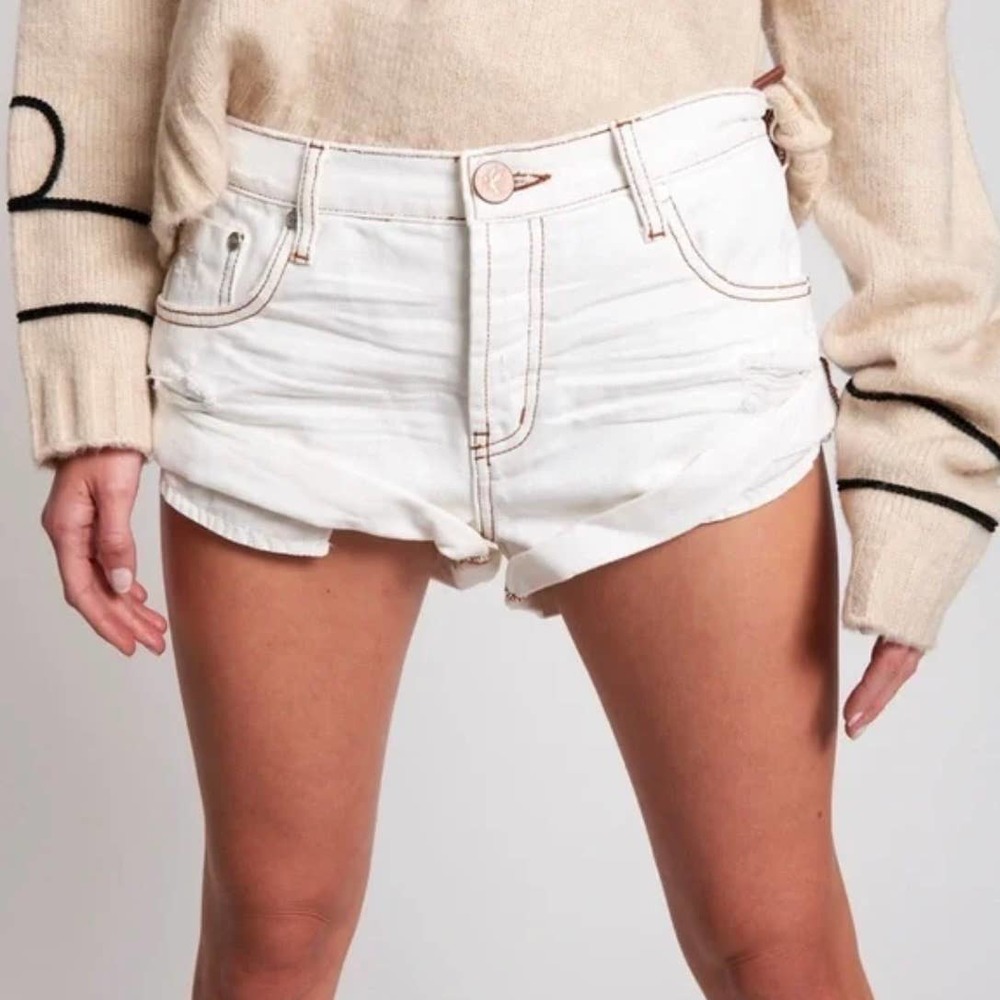 One by One Teaspoon Bandits Shirts in Off White Size 28